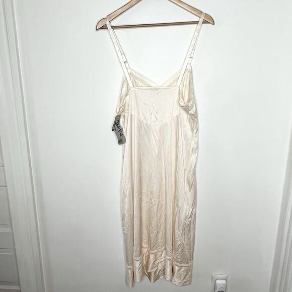 Lorraine Vintage Cut Ups Full Length Slip Cream Blush Womens Size 40 Tall - Picture 7 of 9